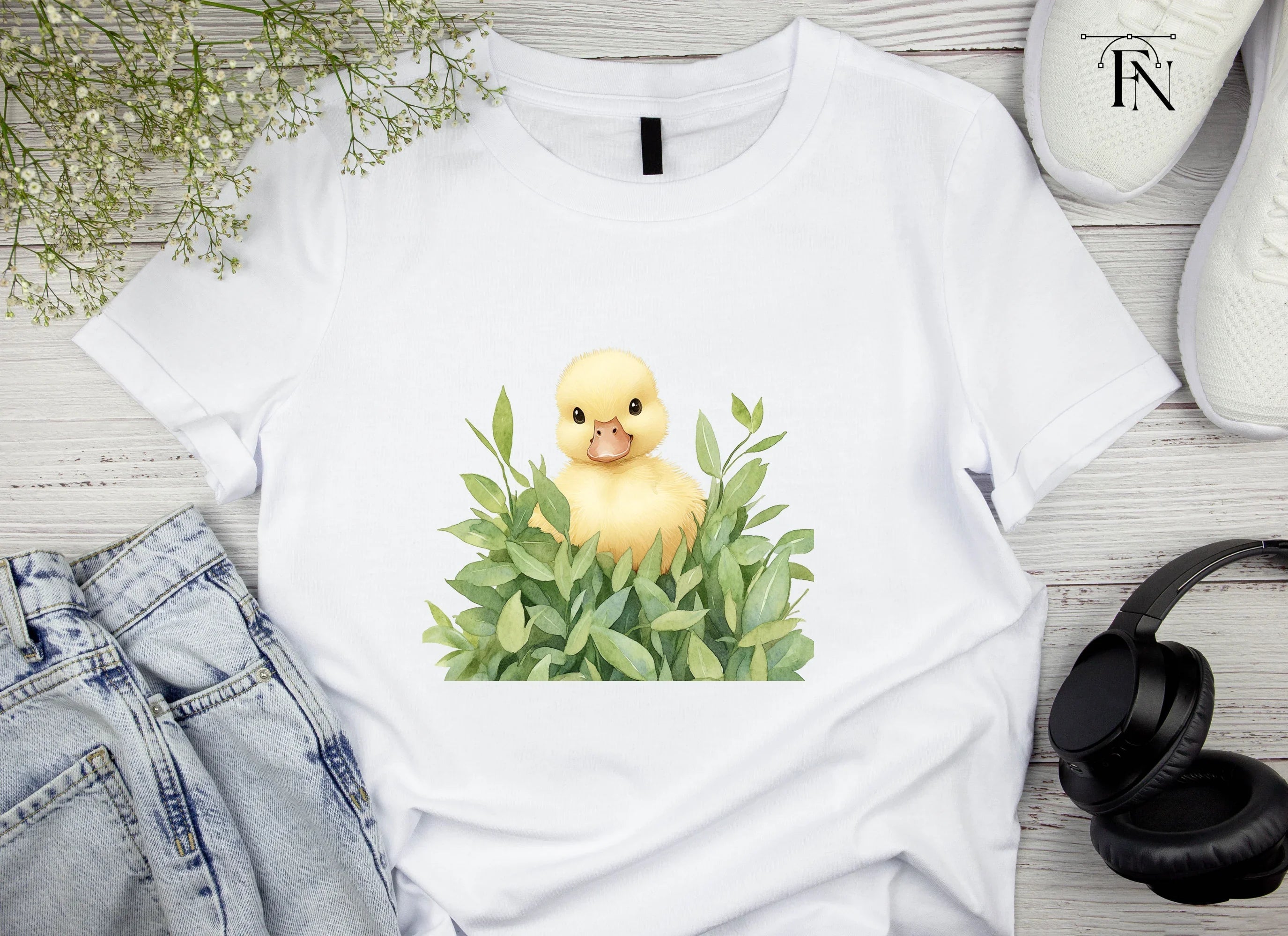Cute Yellow Ducklings in Leaves Clipart Bundle